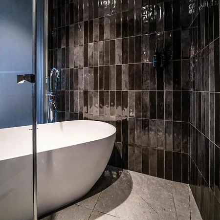 Silken Saaj Maar - Adults Only 4*