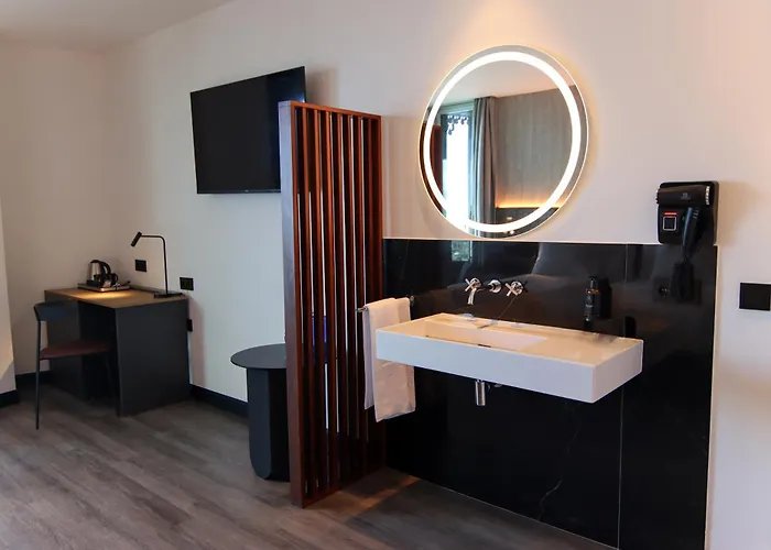 מלון Silken Saaj Maar - Adults Only 4*